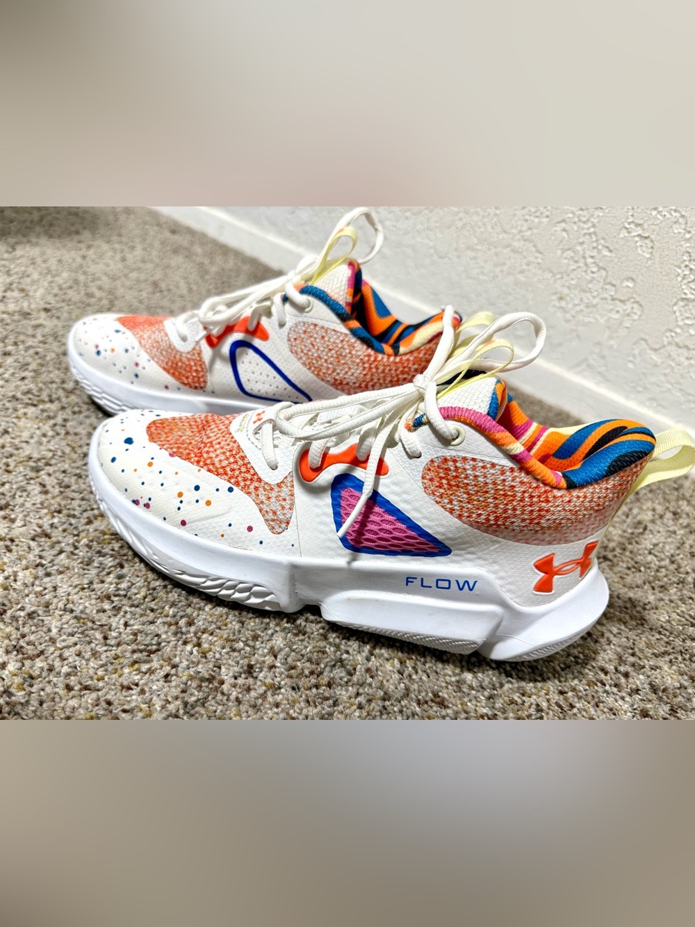 Under Armour Flow Breakthru 3 Shoes Size 7 Women’s- Worn Once View 2